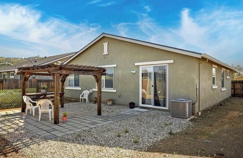 Copperopolis House | Stunning and better than home!
