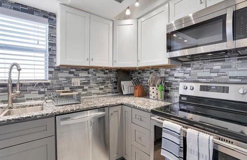 Meadows Place House | White Maples Poolside Paradise with Heated Pool!