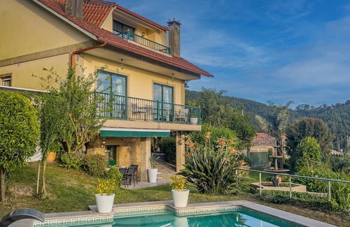 Quintans Apartment | Villa Regina: Luxurius Seaside Escape