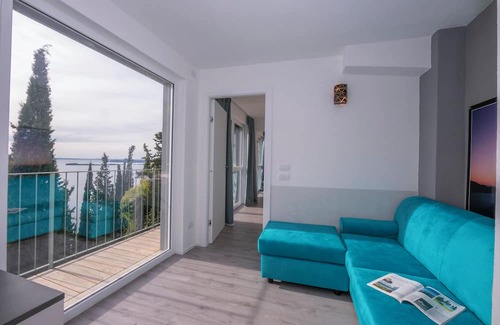 Toscolano Maderno Apartment | Rustichel Lake View - Three Bedroom Apartment, Sleeps 5