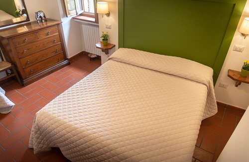 Spello Villa | Emerald Apt City Center
