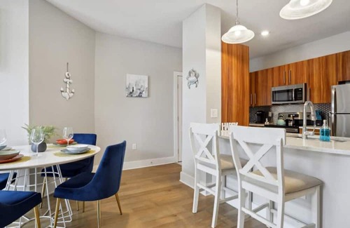 Highlands - Perkins House | 2 Bedroom Gem Close to Tiger Stadium