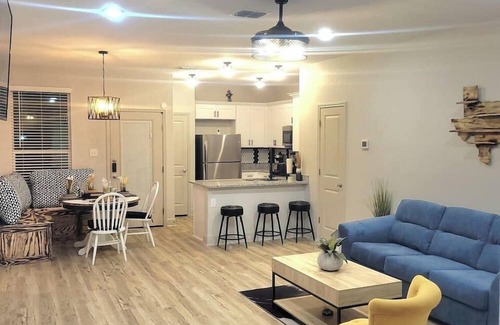 Southside House | Stunning & Spacious Sleeps 16 BMT Graduations