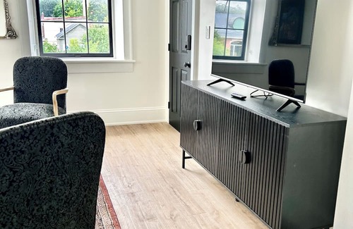 Port Hope Apartment | Boutique hotel suite in downtown Port Hope. On the Ganaraska River.