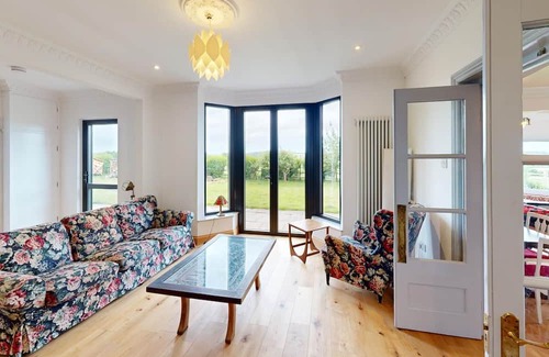 Charlton Marshall Other | Family Friendly Large Country House 23 Minutes From The Beach & Cranbourne Chase