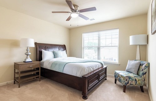 Dacula House | Luxurious 4-Bedroom Retreat with 5-Star Amenities