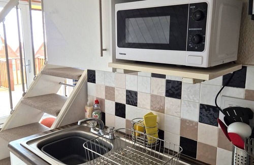 Great Mongeham Ski Chalet | Coastal Chalet at Kingsdown Park with pool No.64.