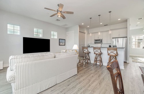 Cape Harbour Condo | 2 Story Lux Waterfront Living in Cape Harbour- Pool & Dock