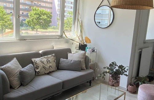 Villette Gare Apartment | Cozy 40 m² with terrace in Lyon