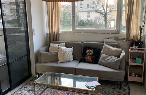 Villette Gare Apartment | Cozy 40 m² with terrace in Lyon