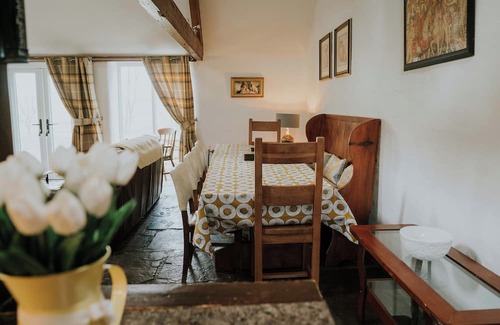 Haltwhistle Cottage | Remote stone built cottage with stove, stunning scenery and dogs welcome