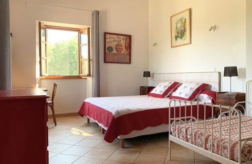 Jaujac House | Ardeche Jaujac Maison de Caractère Gite 14 Personnes
