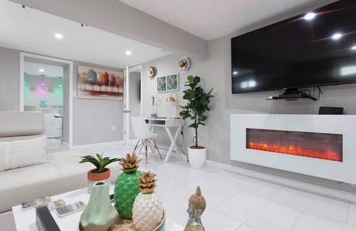 Rochdale Apartment | NYC Paradise POOL Oasis Summer Getaway