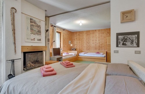 Santa Caterina Valfurva Apartment | Apartment in Santa Caterina with 1 bedrooms sleeps 4