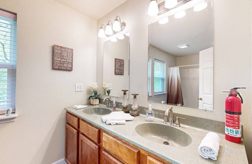Lackawaxen House | Spacious chalet with pool, skiing, beach, arcade + more