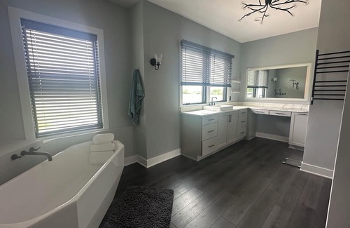 Westfield House | Best Rental in the Midwest! 15 Acres