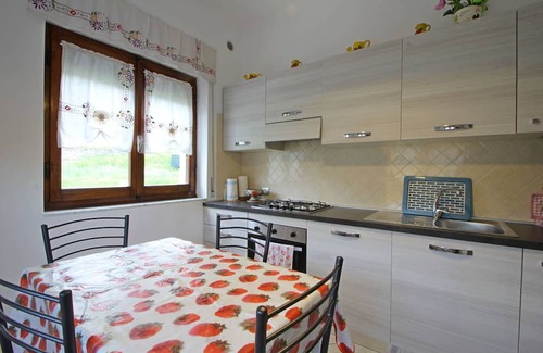 San Carlo Terme Villa | Stunning villa for 5 people with WIFI, TV and parking, close to Forte Dei Marmi