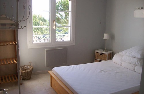 Manosque Villa | Location Saisonnière Villa Avec Piscine à Débordement
