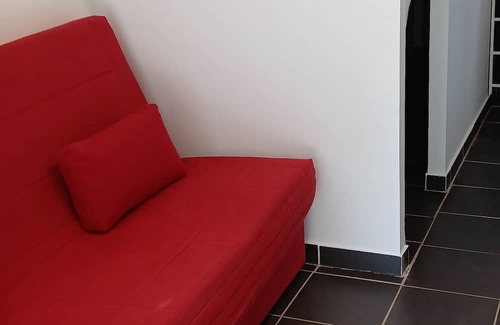 Aigues-Vives Apartment | Studio Vacances