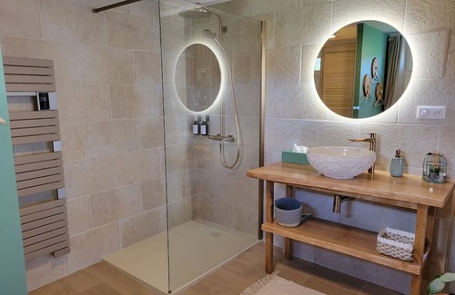 Paladru Apartment | Gite Classé 2 Etoiles au Bord du lac de Paladru