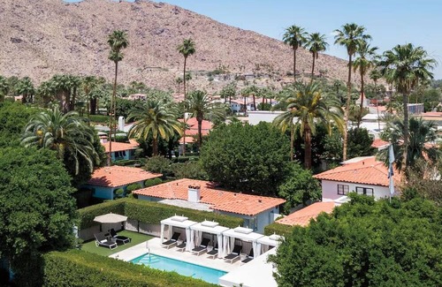 Historic Tennis Club House | 3 Boutique Style Rooms, 3 Gorgeous Pools - Steps from Downtown Attractions