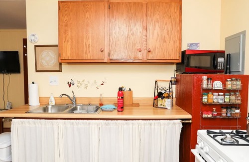 Burks Fork Cottage | New! Joy Cottage - the perfect place for romance, by Buffalo Mtn Getaway