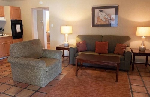 Little Tuscany Resort | A Palm Springs Secret Retreat