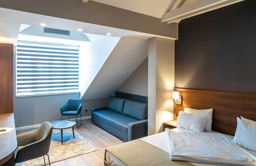 Vrnjacka Banja Hotel | Vila Emilia