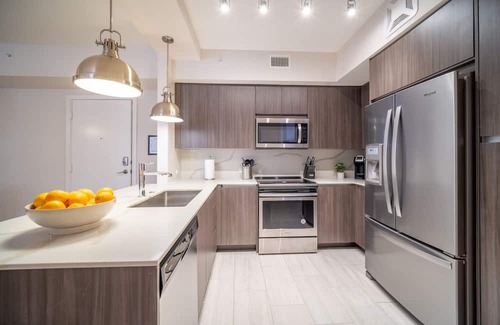 Glenvar Heights Apartment | #212 - Tucker Dadeland