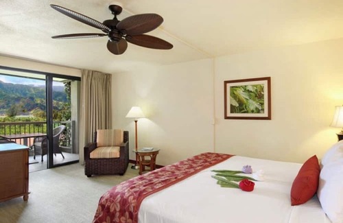 Princeville Resort | Ocean View // 2B/2B Hanalei Bay Resort
