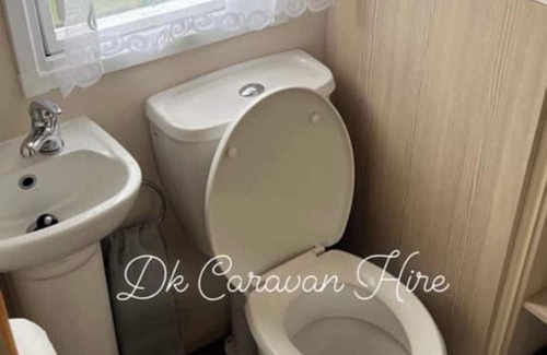 Towyn Cabin | Luxury Caravan in Towyn North Wales