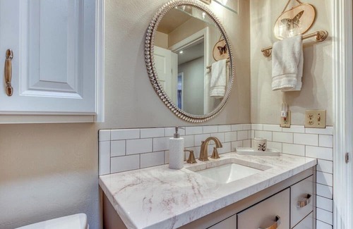 Monmouth House | Orchard Oasis - Family Getaway, Pet Friendly