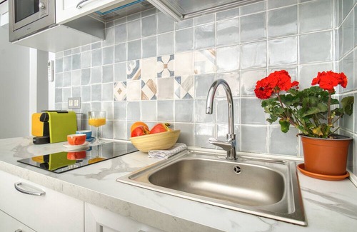 Cabo de las Huertas Apartment | Apartment 'Mar 9' with Private Terrace, Wi-Fi and Air Conditioning