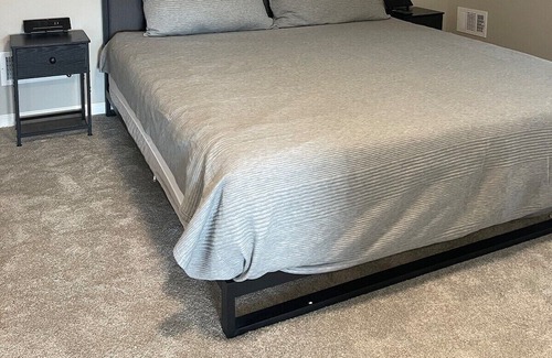 Royal Oak Apartment | Downtown Royal Oak Urban Getaway