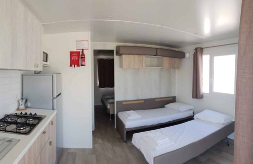 Poggi House | Mobilehome with pool and sun loungers