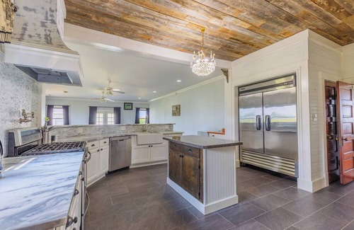 Manor House | Tranquil Manor Farm Haven