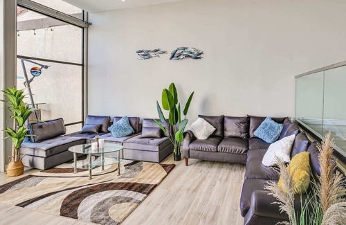 Marina Pacifica Condo | Long Beach Marina Pacifica ocean view condo near Disney and Socal Attractions