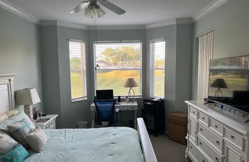 Estero Condo | First floor 2 bed + Den, 2 Bath on 1st hole of Beautiful Golf course.