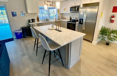 Biggar House | Gulf Gateway-Pool/Dock/Grill/Fun