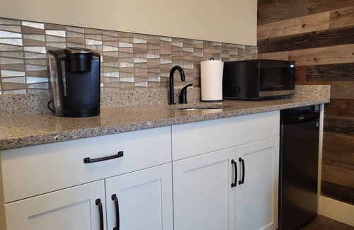 Okanagan-Similkameen Apartment | *We're exempt from BC short term rental regulations! Cozy suite at the Cottages