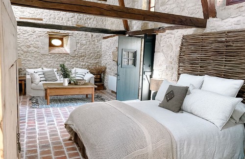 Tourtoirac Bed & Breakfast | Domaine de Pragelier, La Boulangerie in Tourtoirac