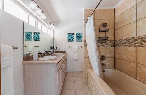 Cave Creek House | Panoramic Desert Views | Southwest Cowboy Vibes