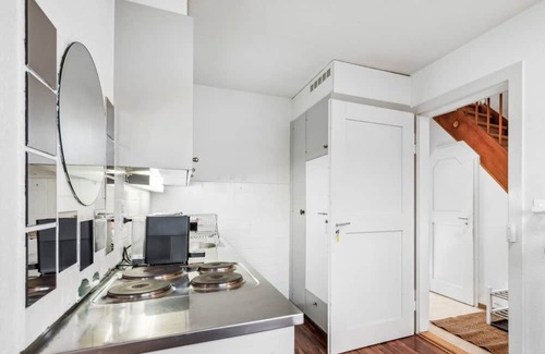 Wiedikon Apartment | Charming Home for Flexible Weekly/Monthly Rent