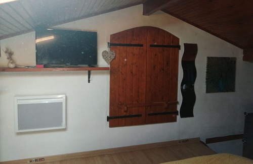 Saint-Martin-d'Arrossa Bed & Breakfast | Chambre Xoriekin Charmante et Calme au Cœur du Pays Basque Intérieur !!!