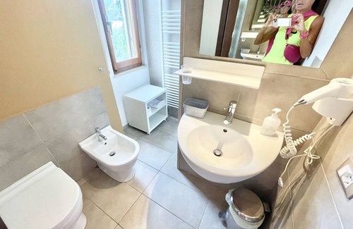 Pietrauta Villa | Villa Sole Vino - slps 14 in beds, inc 2 children + extra children in camp beds