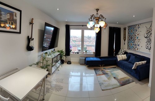 East End Apartment | La Casita, your Home Away from Home! - FREE PARKING