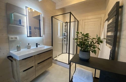 Eggesin House | Elmo Comfortable holiday residence
