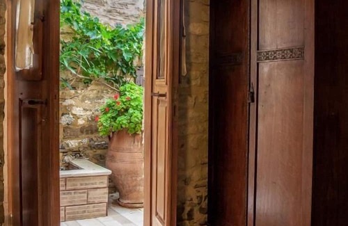 Anatoli Villa | Inviting 4-Bed Villa in Anatoli