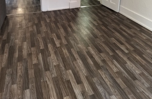 Conneaut Apartment | Quite residential building with roof access for the eclipse. close to lake Erie