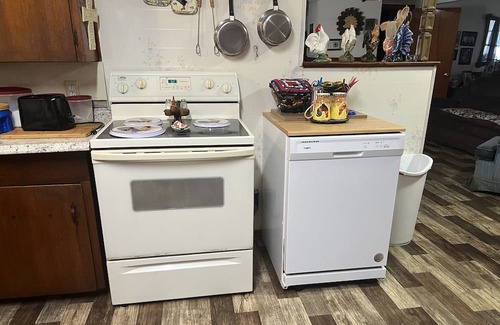 Greenville House | House for Rent for Eclipse Weekend - Available Thursday - Tuesday